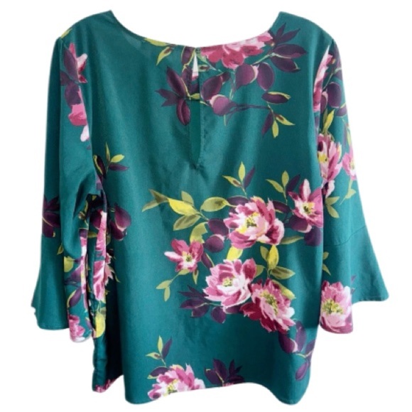 Eliane Rose Green/Pink Floral Blouse Keyhole Back Bell Sleeve Sz Large - Picture 2 of 7